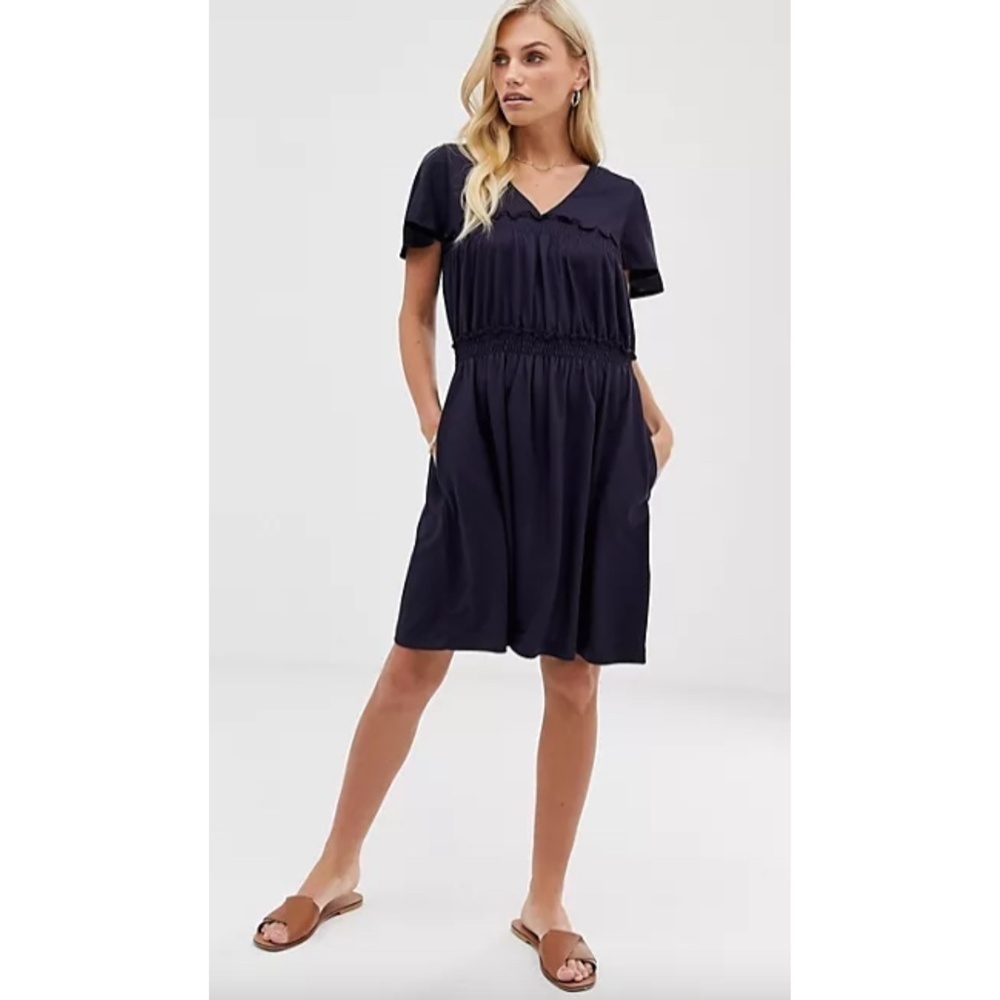 NWT French Connection Aldyth Smocked Jersey Navy Mini Dress Sz. 0 - Picture 6 of 8
